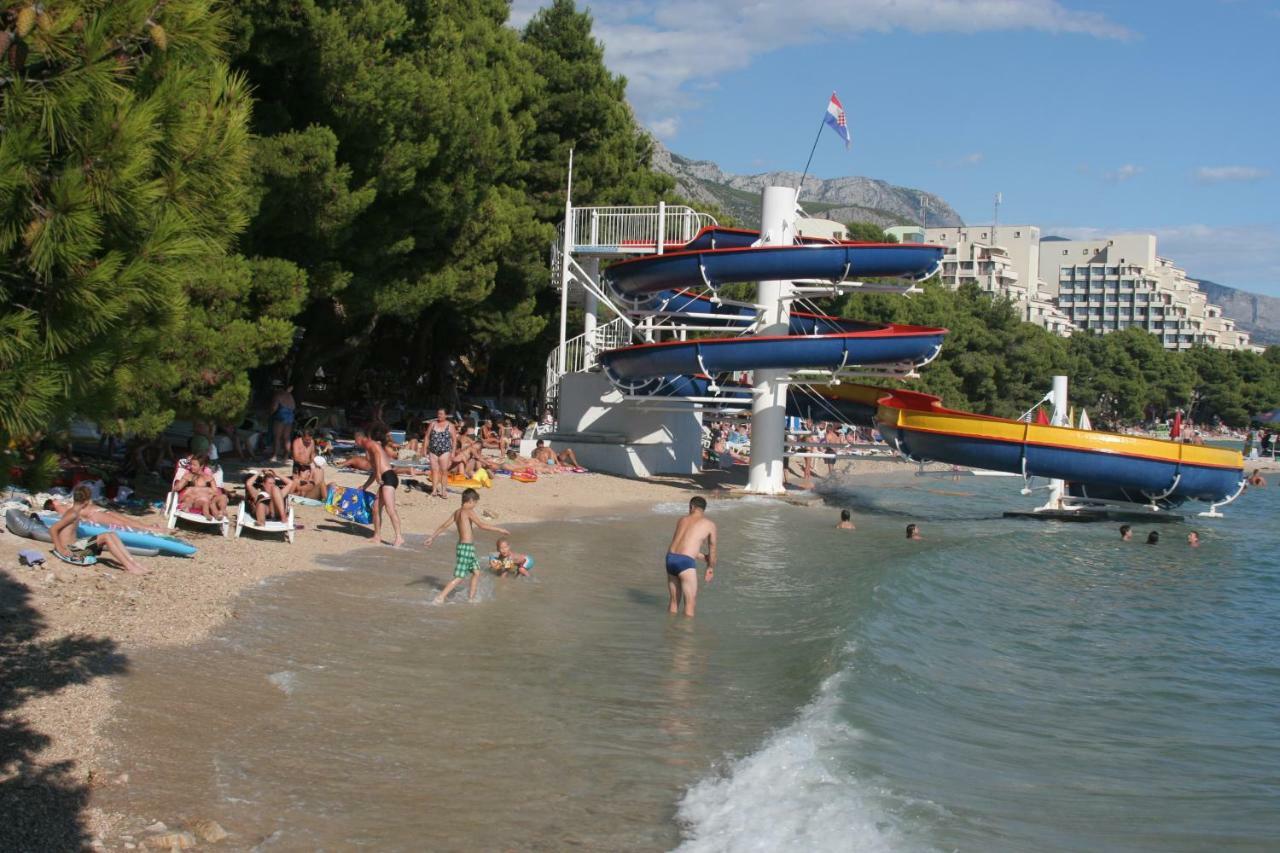 Apartments Rustica Макарска Экстерьер фото